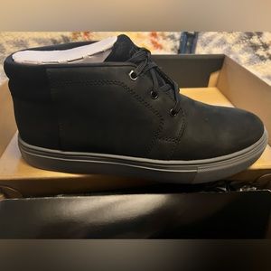 Mens Ugg Baysider chukka. NIB